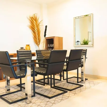 Andalucia Cypress Garden 2br, 2 Bath
